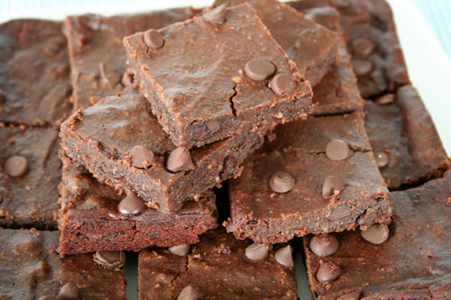 chocolate covered katie black bean brownies