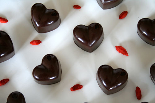 Chocolate Goji Almond Hearts 1 - 500