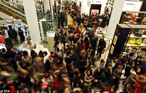 Boxing Day Shoppers