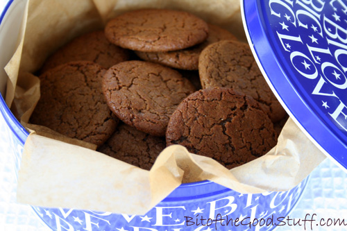 Gingerbread Cookies | Bit of the Good Stuff #vegan