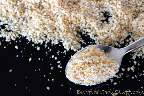 Gomasio (Toasted Sesame Seeds & Salt Seasoning)