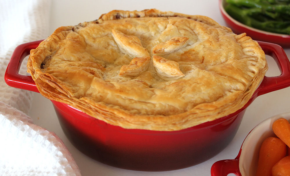 Vegan Chestnut Bourguignonne Pie 