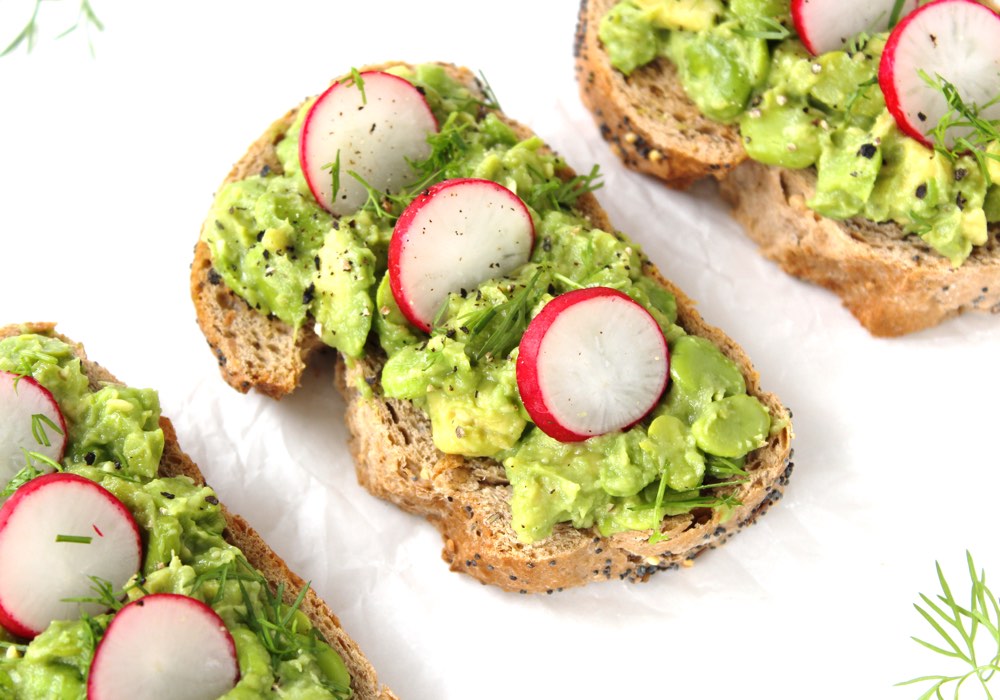 Easy Avocado and Edamame Smash on Toast