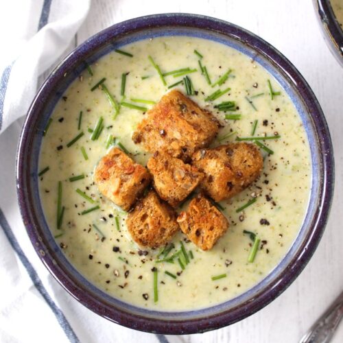Creamy Vegan Broccoli Soup