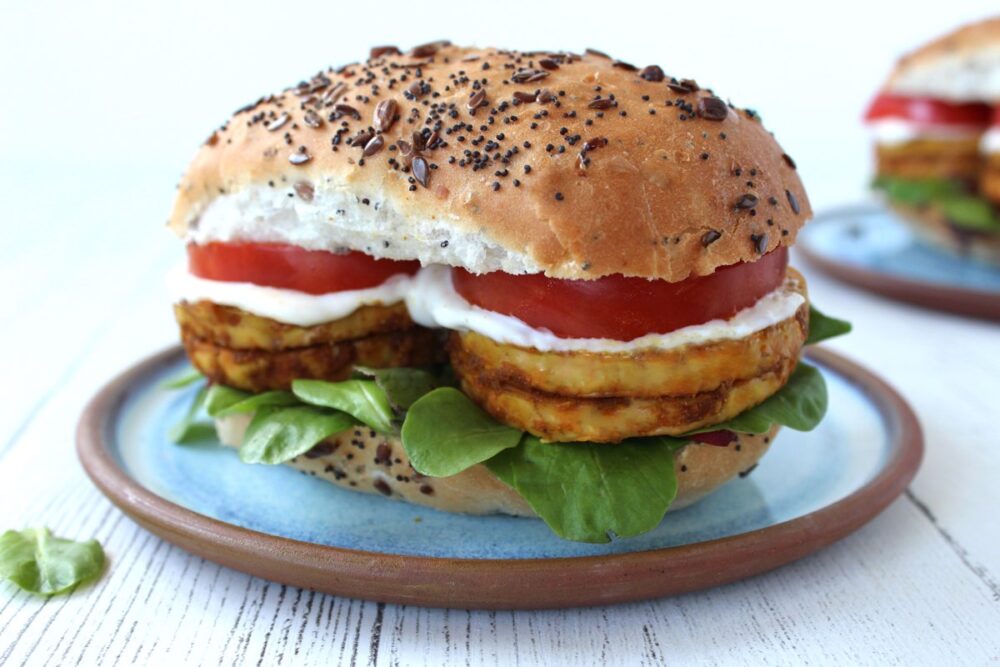 Curried Tempeh Sandwich 