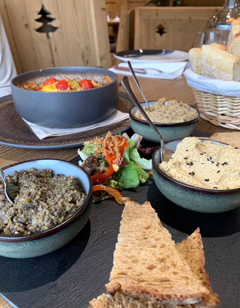 Our vegan lunch at Le Carnotzet, Les Contamines
